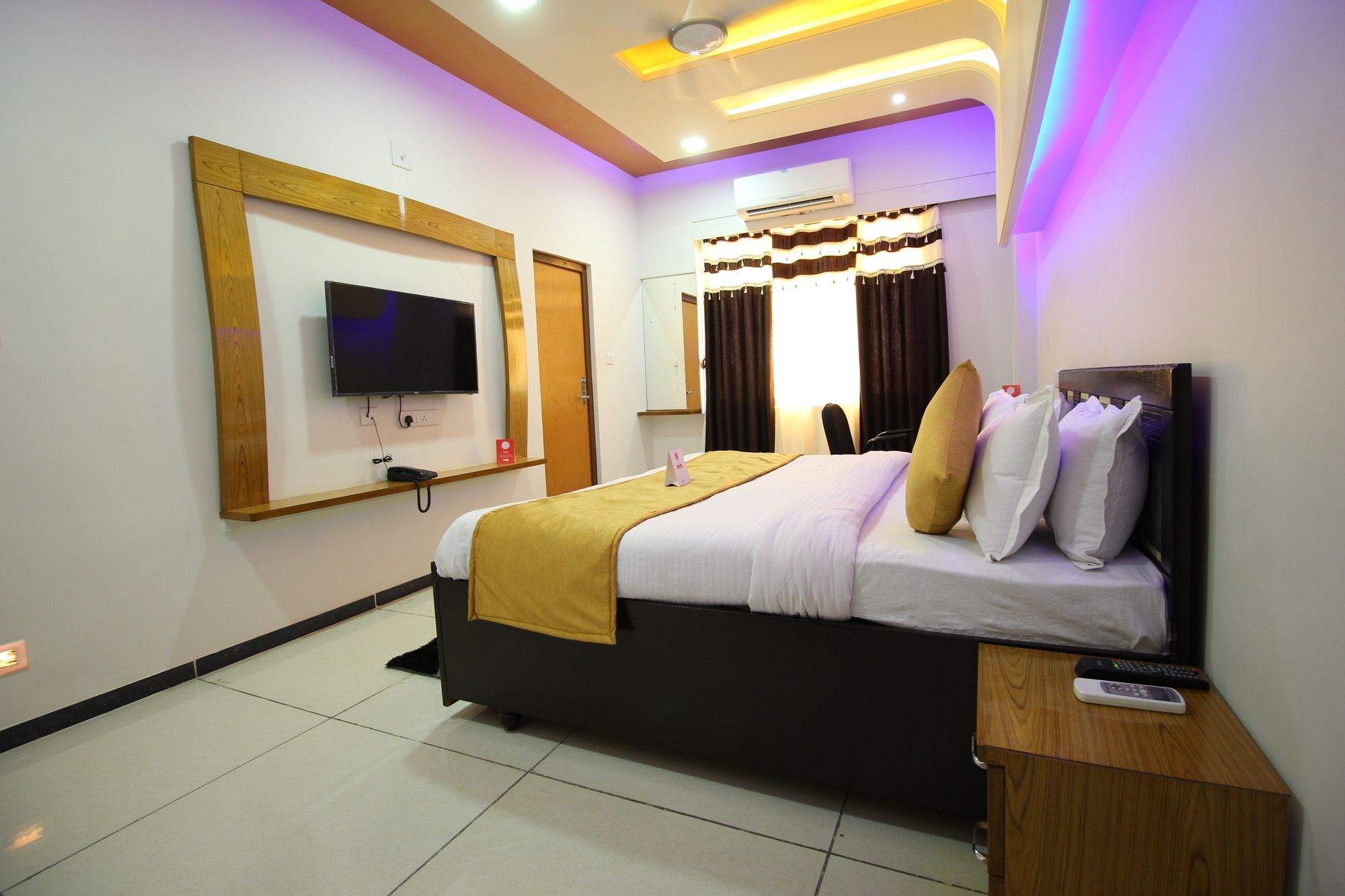 Palette- Siddharth Inn Gandhinagar Exterior photo